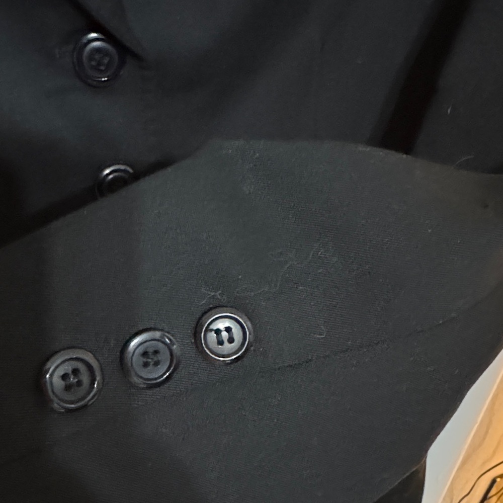 Tailored Black Women's Blazer - Picture 5 of 6